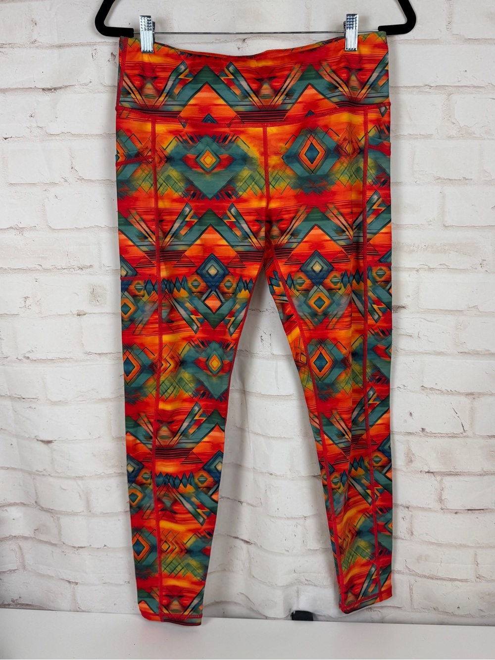Constantly Varied Gear Boho Collection Capris, Leggings, 7/8 Size L EUC!!!!!